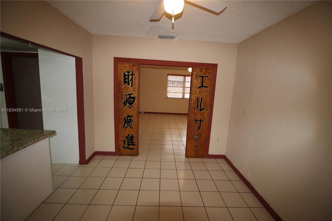 2216 SW 62nd Ave, Miami, FL 33155 Photo