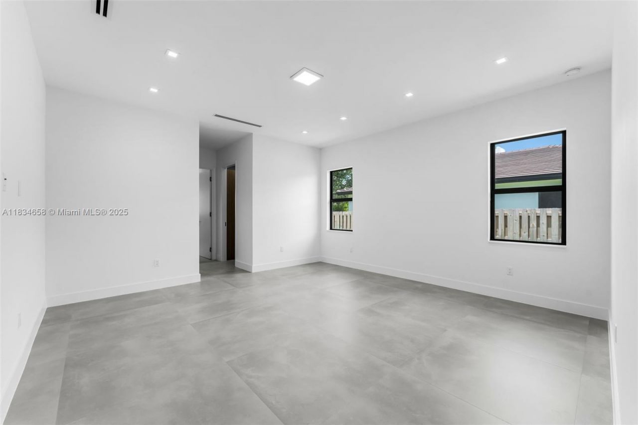 8220 SW 193rd Terrace, Cutler Bay, FL 33157 Photo