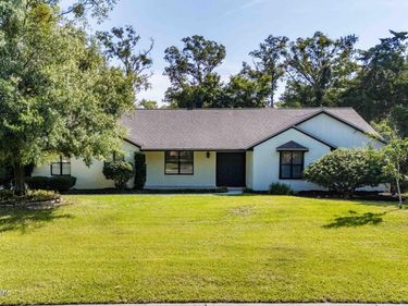 2822 CIRCLE RIDGE Drive, Orange Park, FL 32065