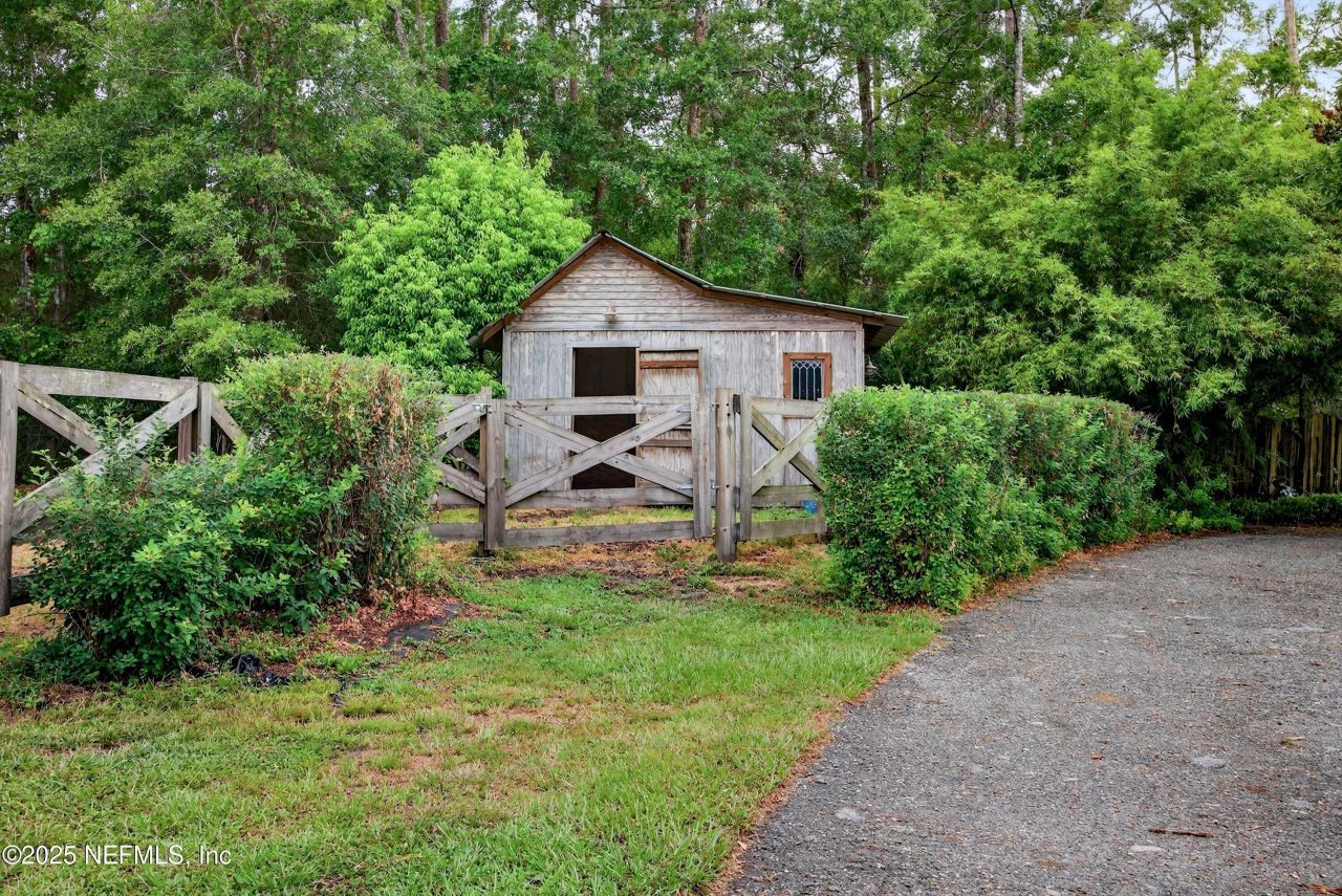 153 Sunny Lane, Pomona Park, FL 32181 Photo