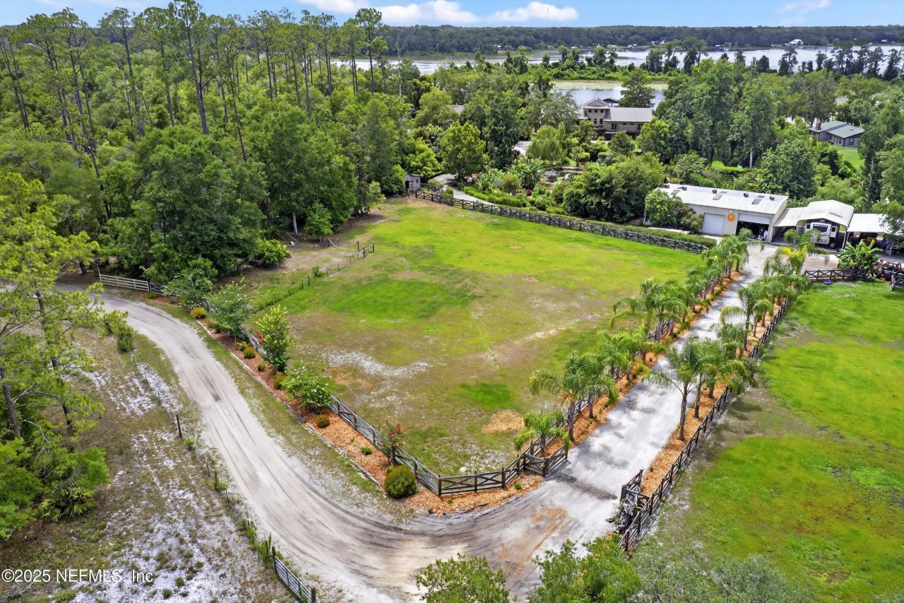 153 Sunny Lane, Pomona Park, FL 32181 Photo