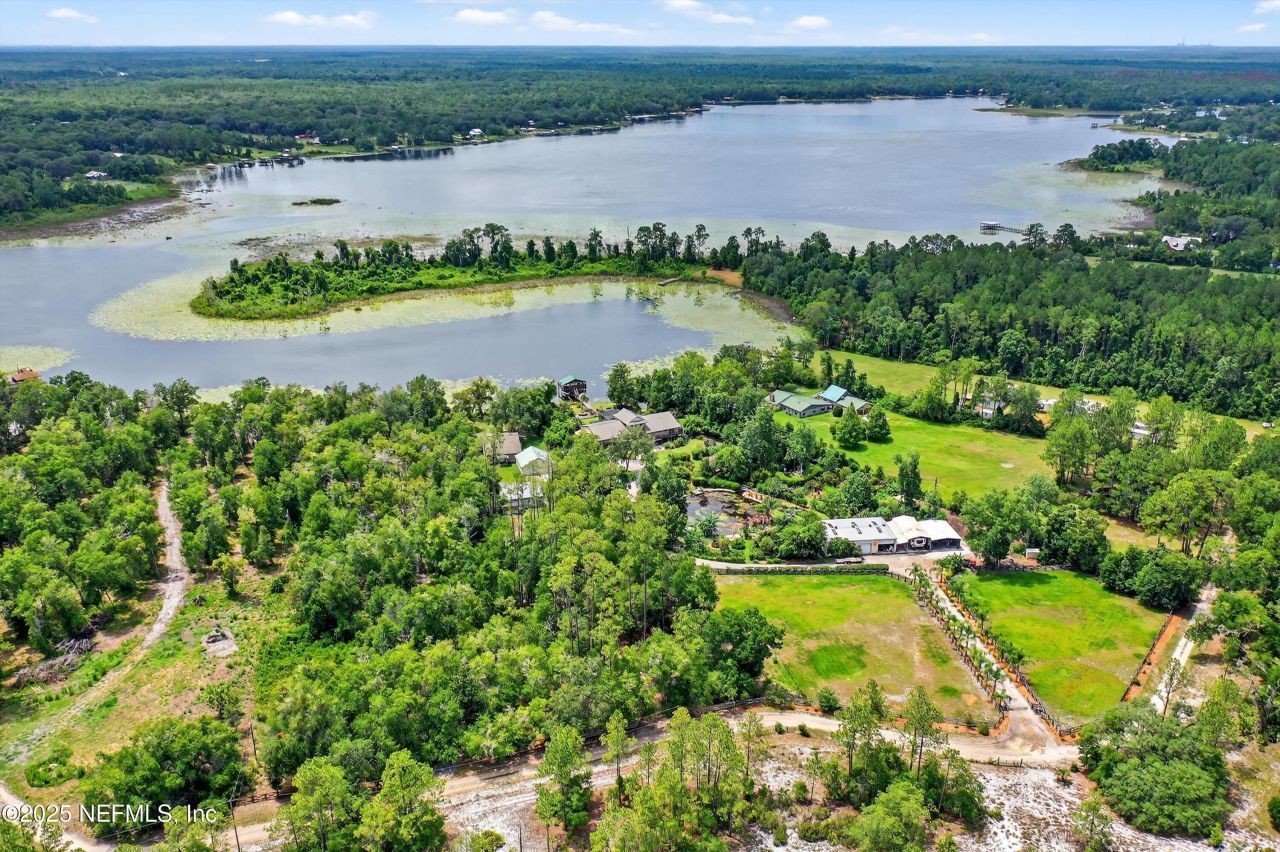 153 Sunny Lane, Pomona Park, FL 32181 Photo