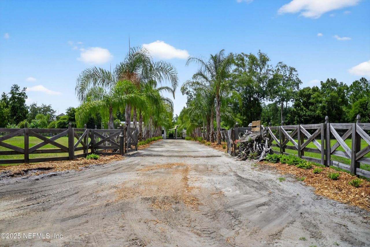 153 Sunny Lane, Pomona Park, FL 32181 Photo