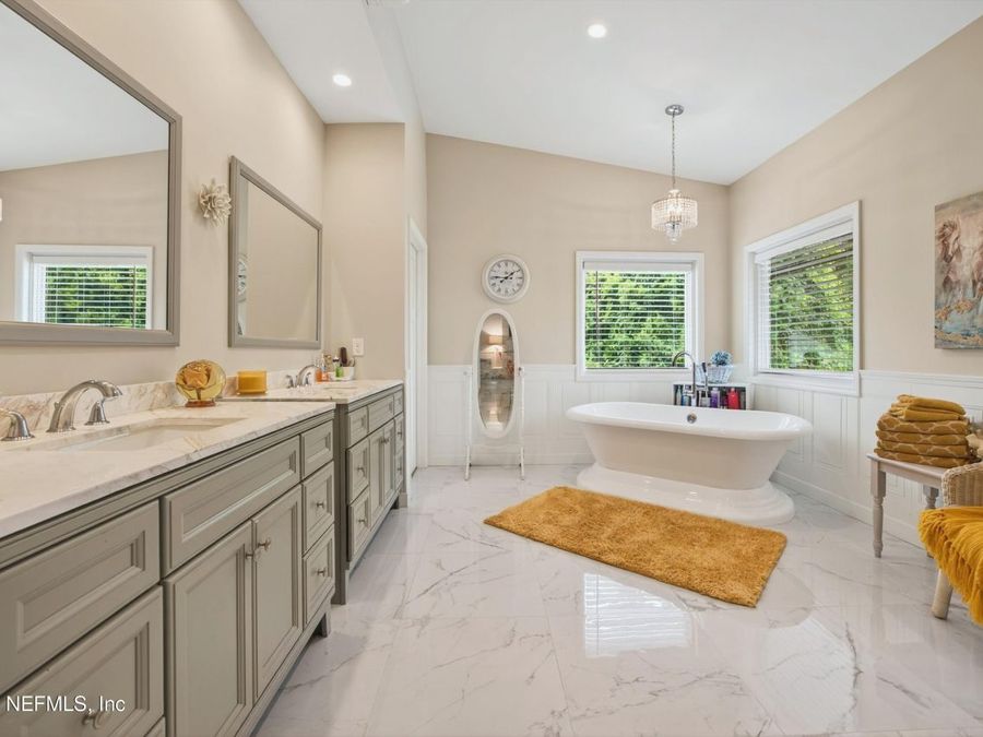 Property Image 76