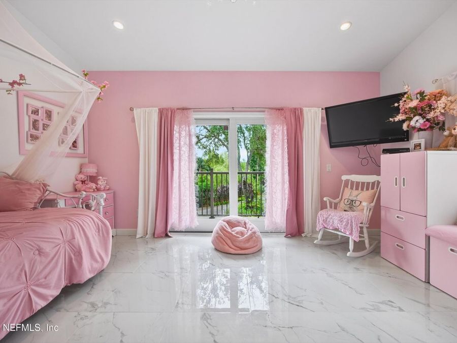 Property Image 81