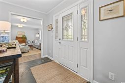 5626 Woodside Ave. photo 4