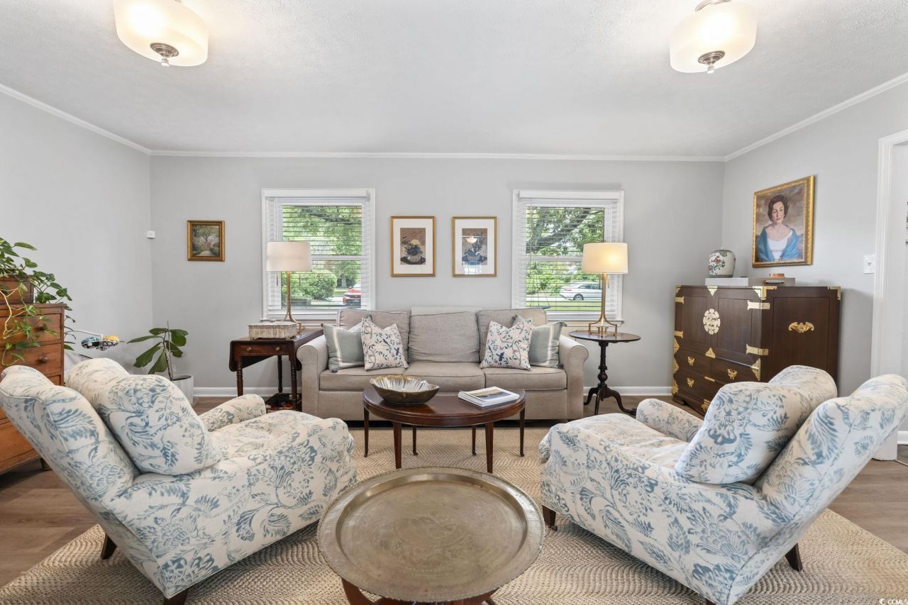 5626 Woodside Ave. Photo 5