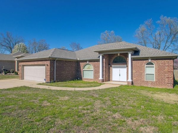1013 Kierre Drive, North Little Rock, AR 72116