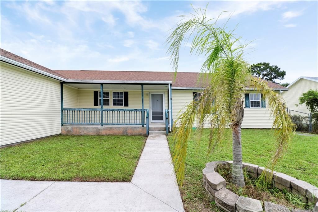 2873 SW Fluvia Street, Port Saint Lucie, FL 34953 Photo