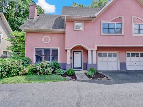 1997 EASTEND DR, Unit 3-1, Memphis, TN 38104