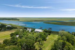 315 Lofton Court photo 4