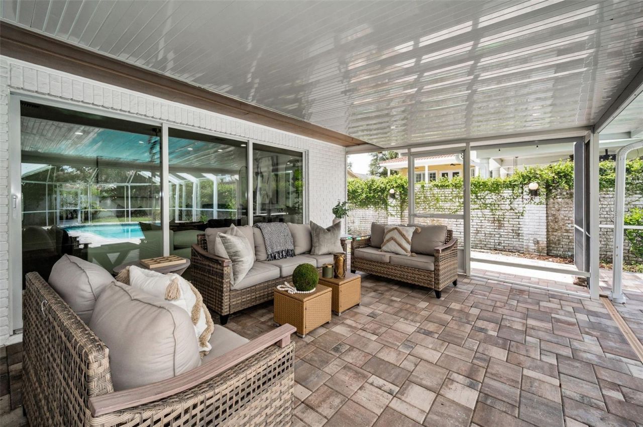 409 S Barbara Lane, Tampa, FL 33609 Photo