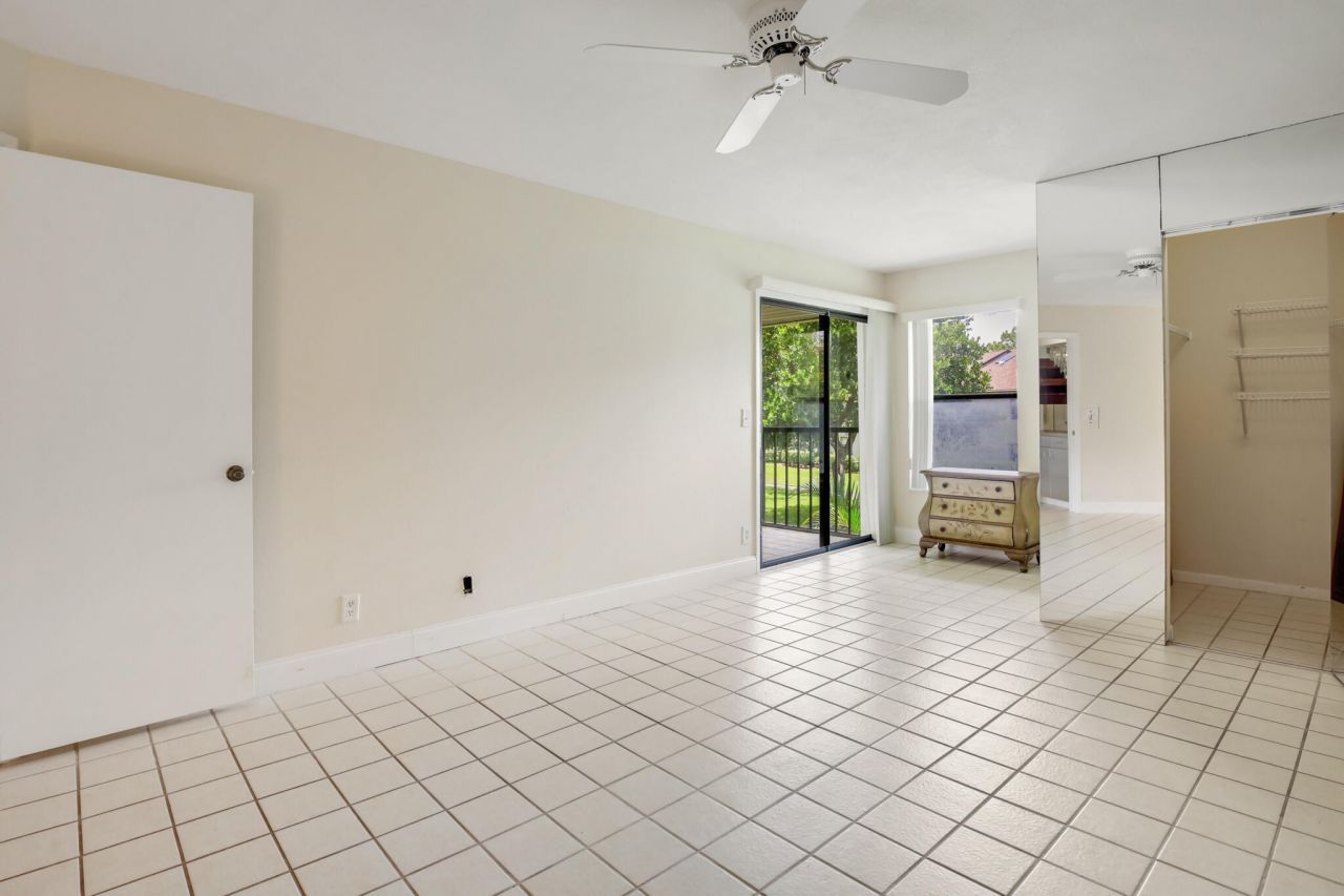 3340 Lucerne Park Drive, Greenacres, FL 33467 Photo