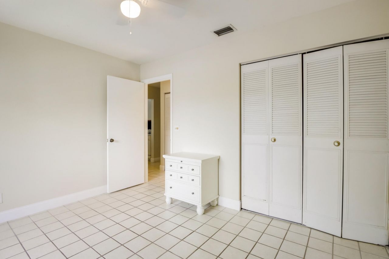 3340 Lucerne Park Drive, Greenacres, FL 33467 Photo