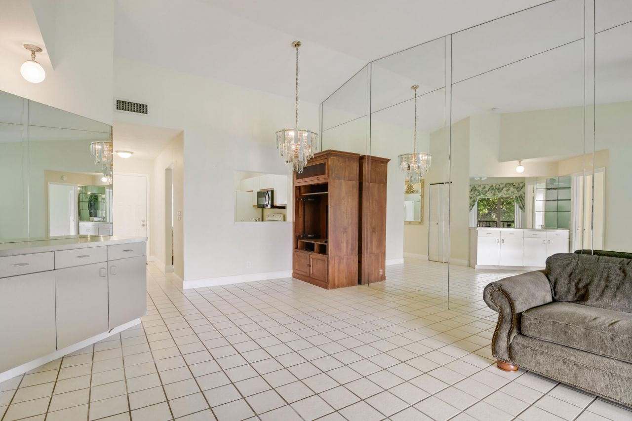 3340 Lucerne Park Drive, Greenacres, FL 33467 Photo
