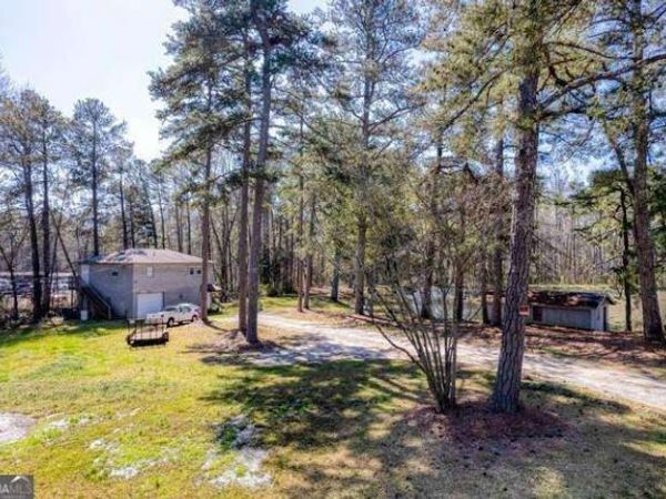 11041 Veterans Memorial Highway, Lithia Springs, GA 30122