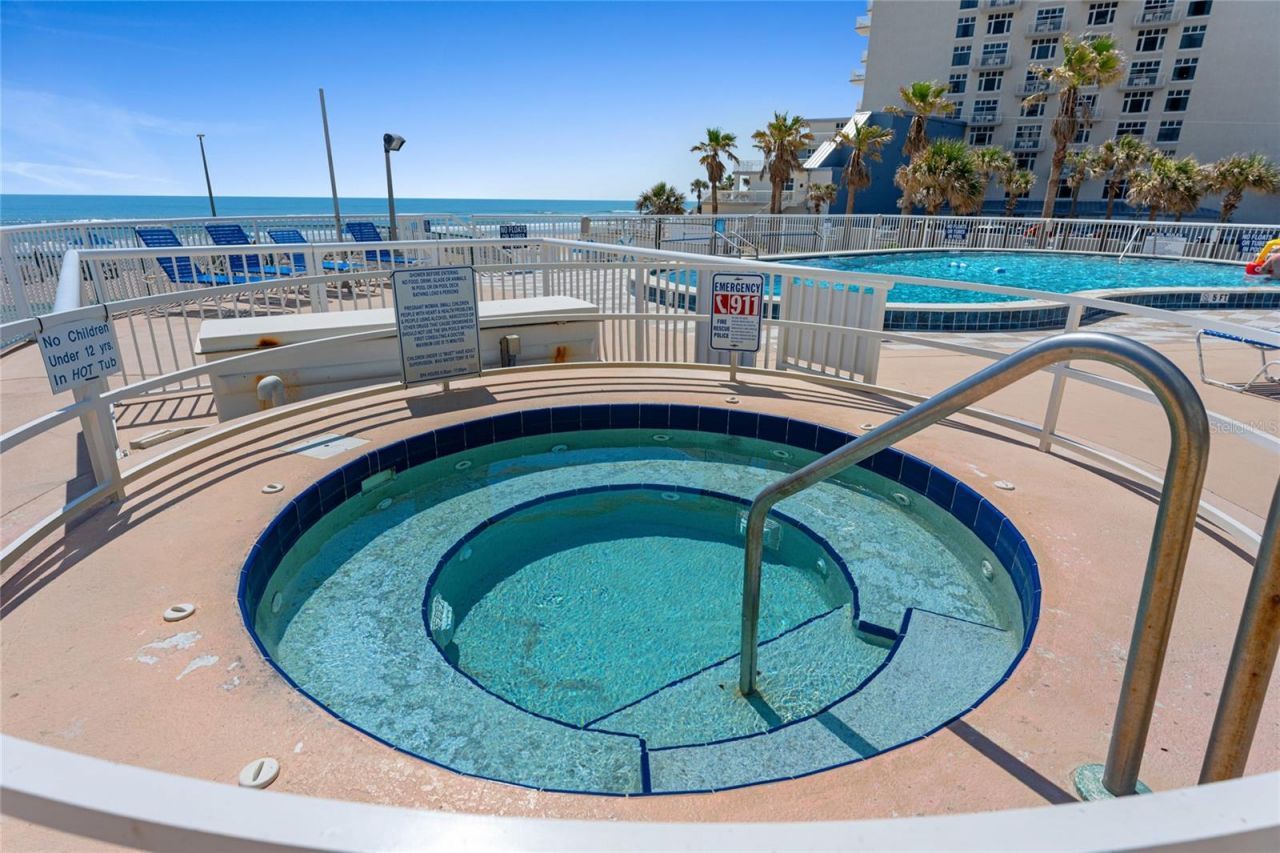 2625 S Atlantic Avenue, Unit 28SE, Daytona Beach Shores, FL 32118 Photo