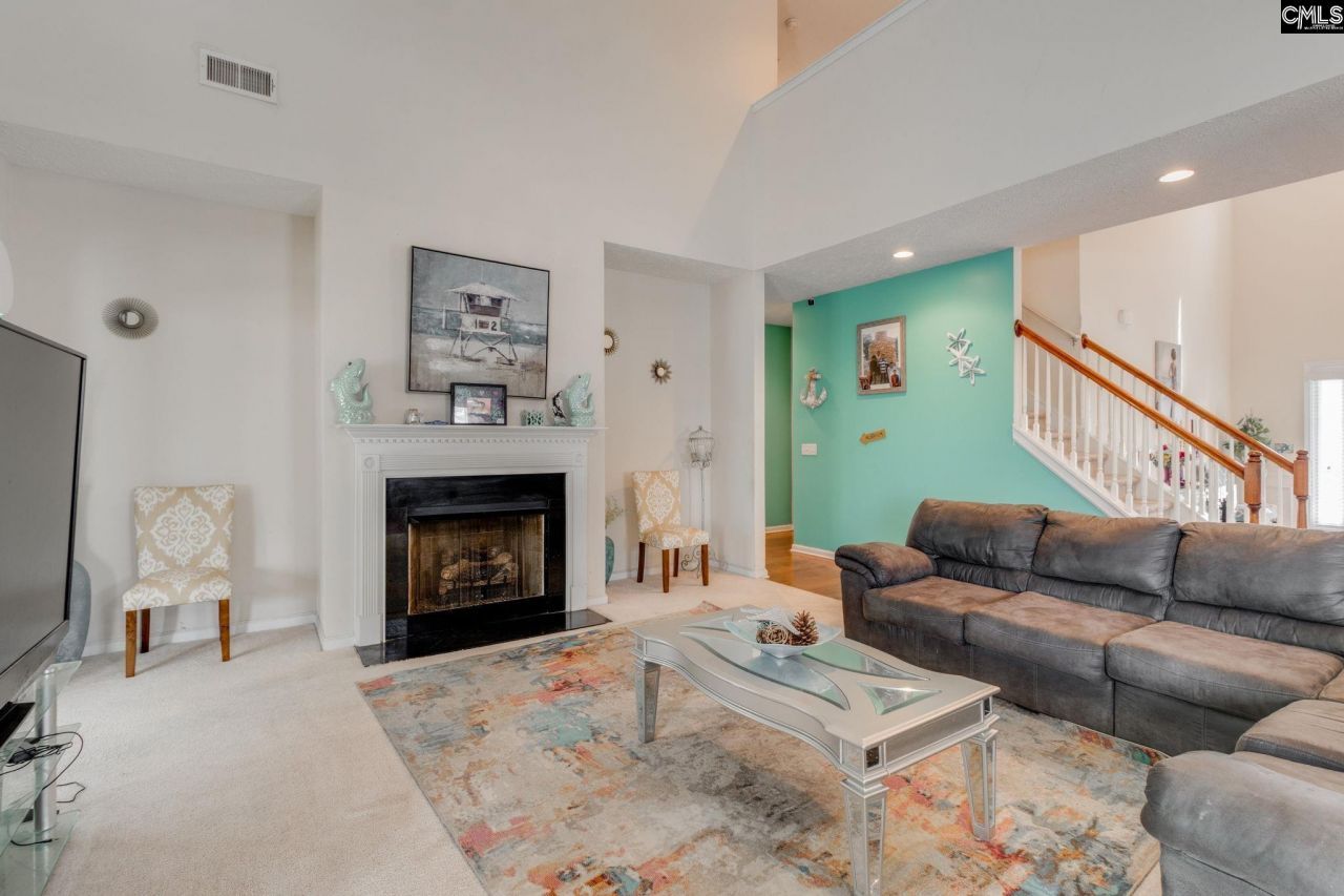 201 Brooksdale Drive Photo 11