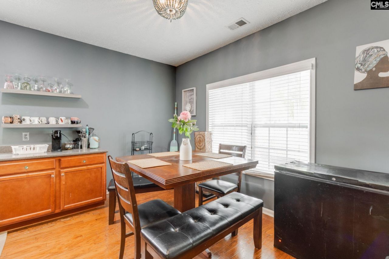 201 Brooksdale Drive Photo 14