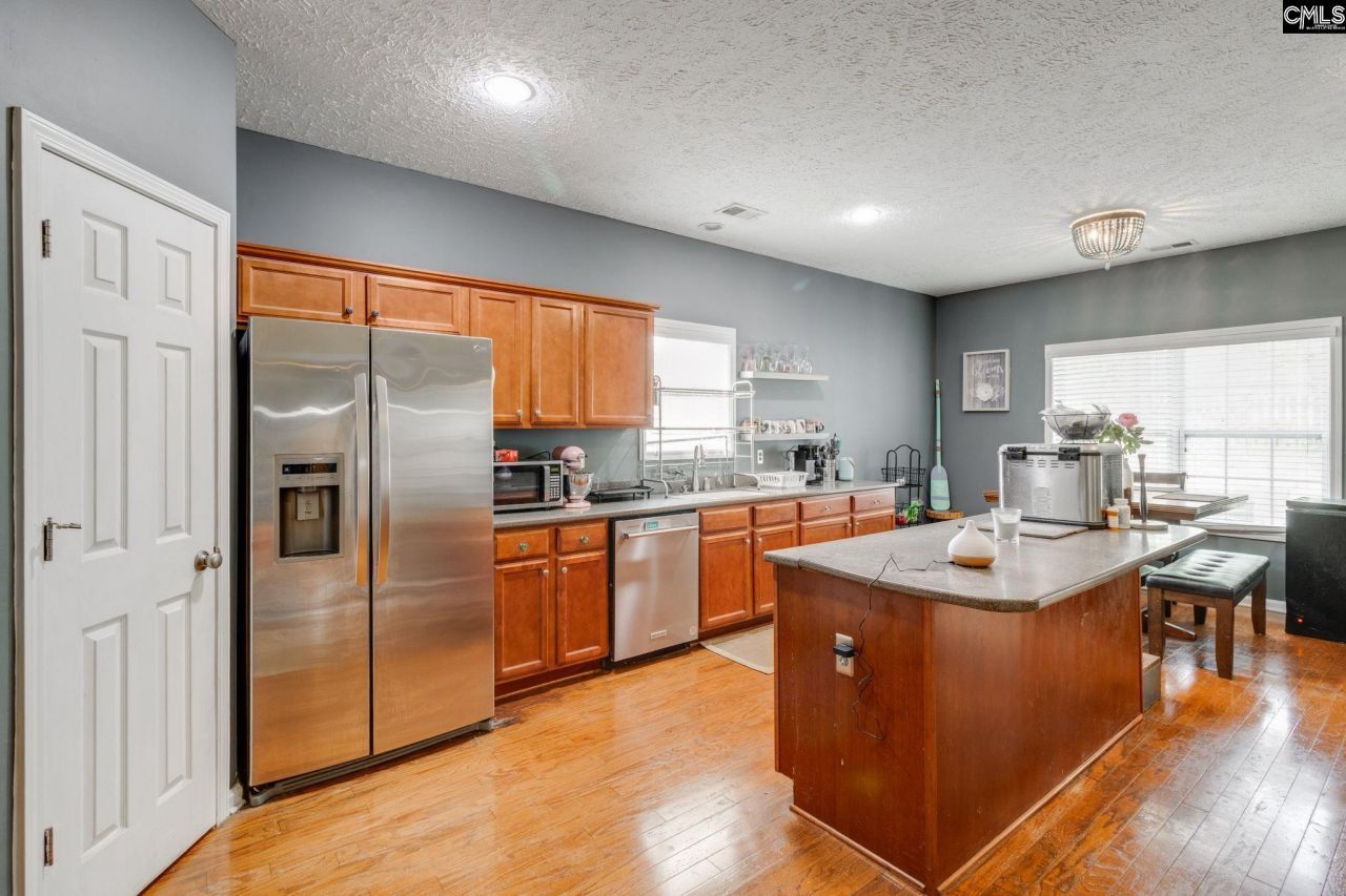 201 Brooksdale Drive Photo 18