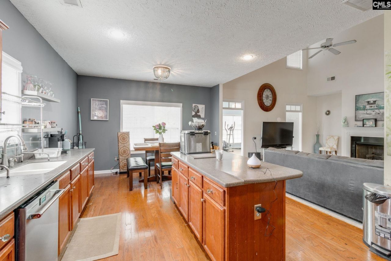 201 Brooksdale Drive Photo 19