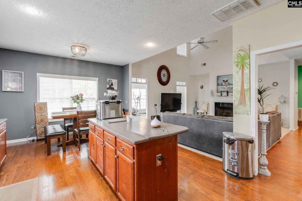 201 Brooksdale Drive Photo 20