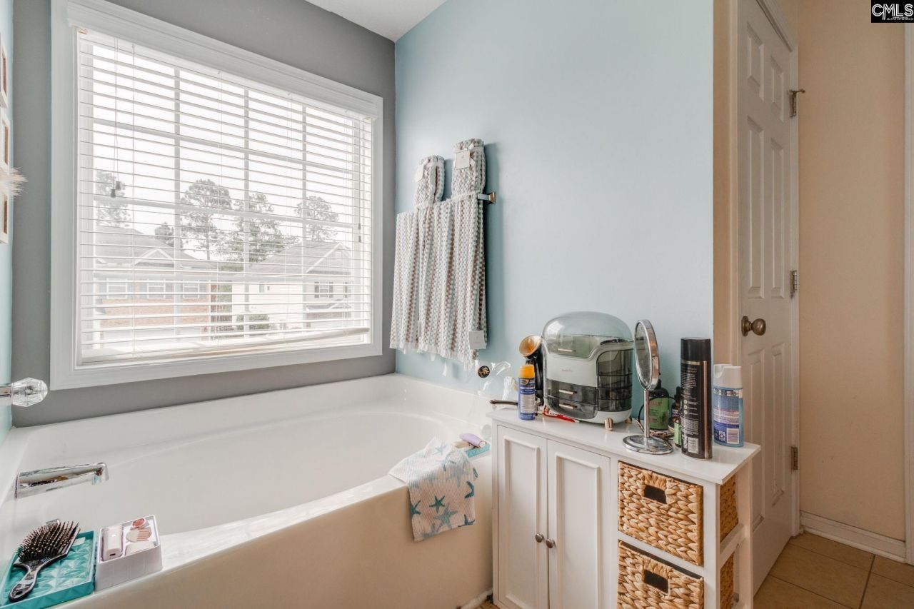 201 Brooksdale Drive Photo 30