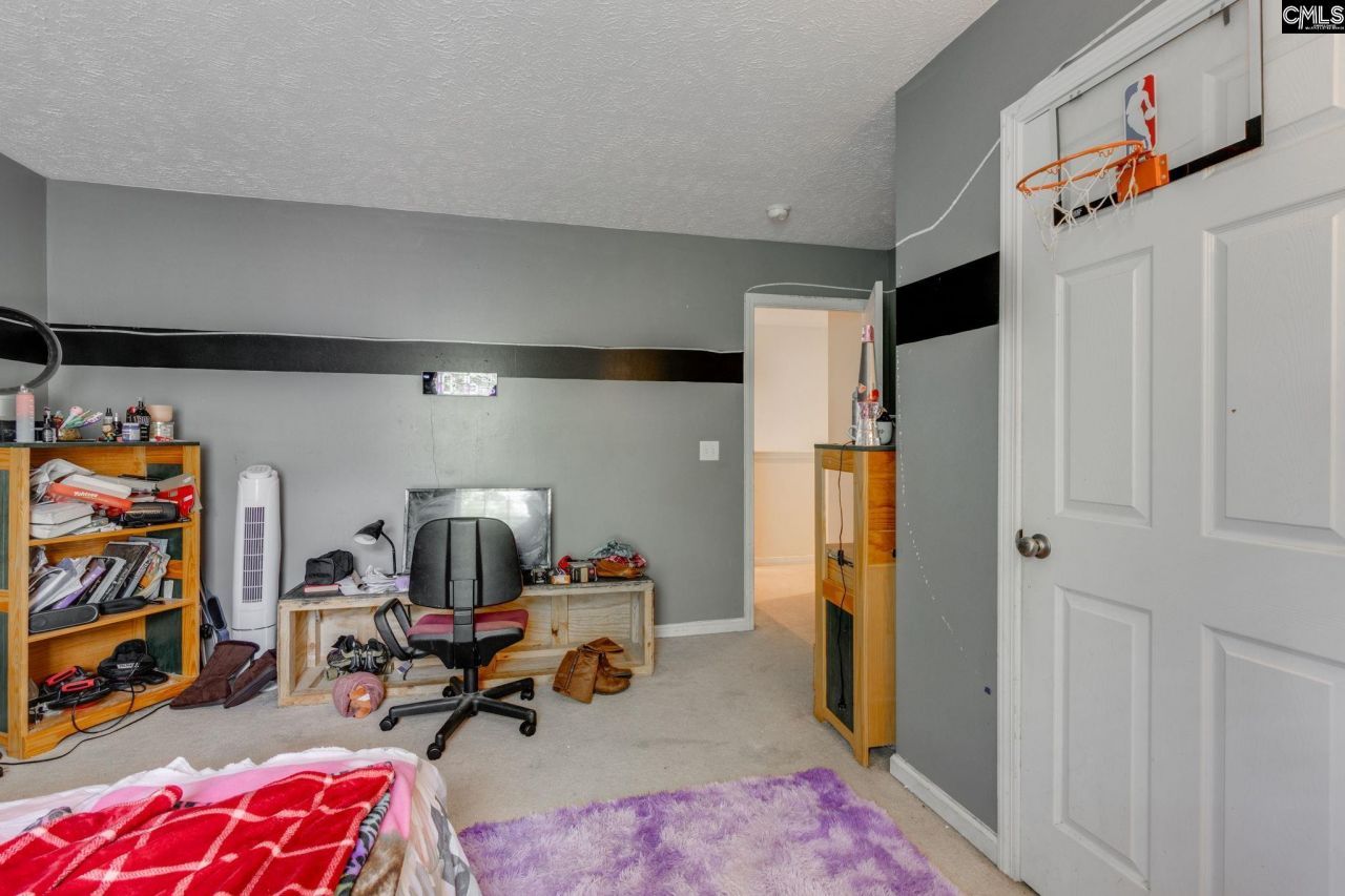 201 Brooksdale Drive Photo 34