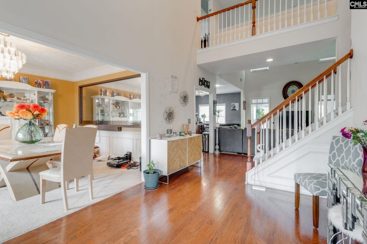 201 Brooksdale Drive Photo 5