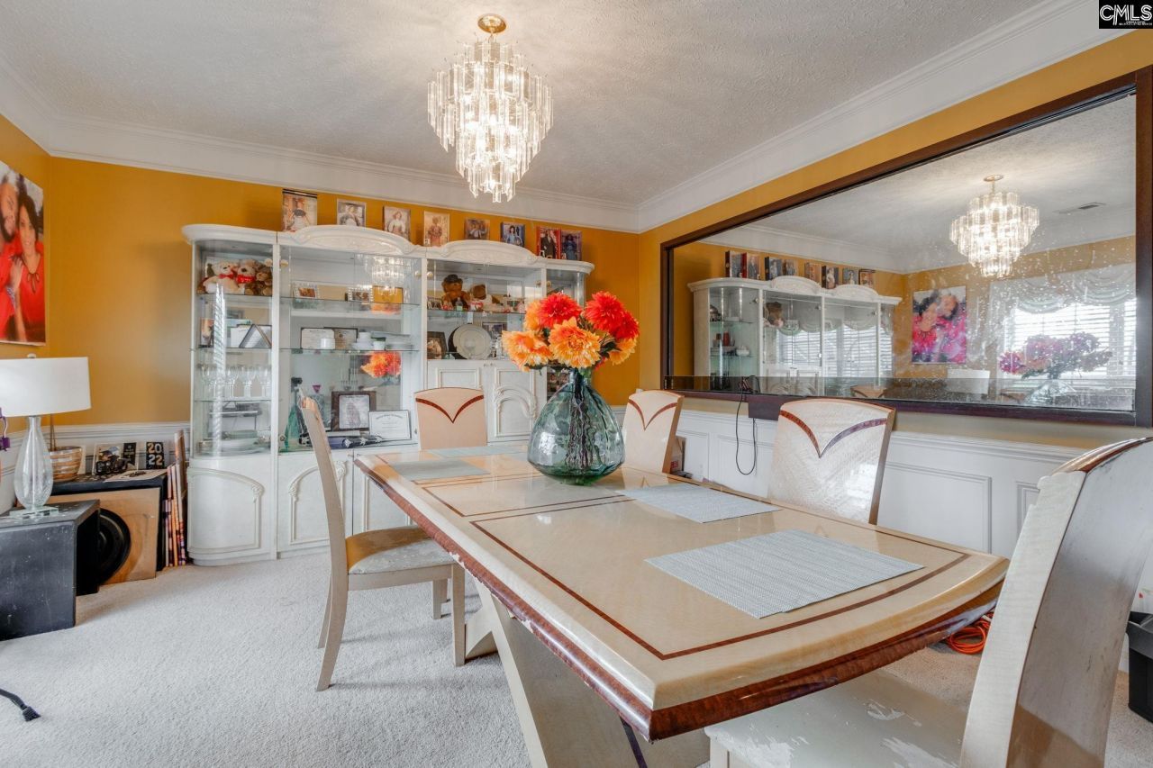 201 Brooksdale Drive Photo 6