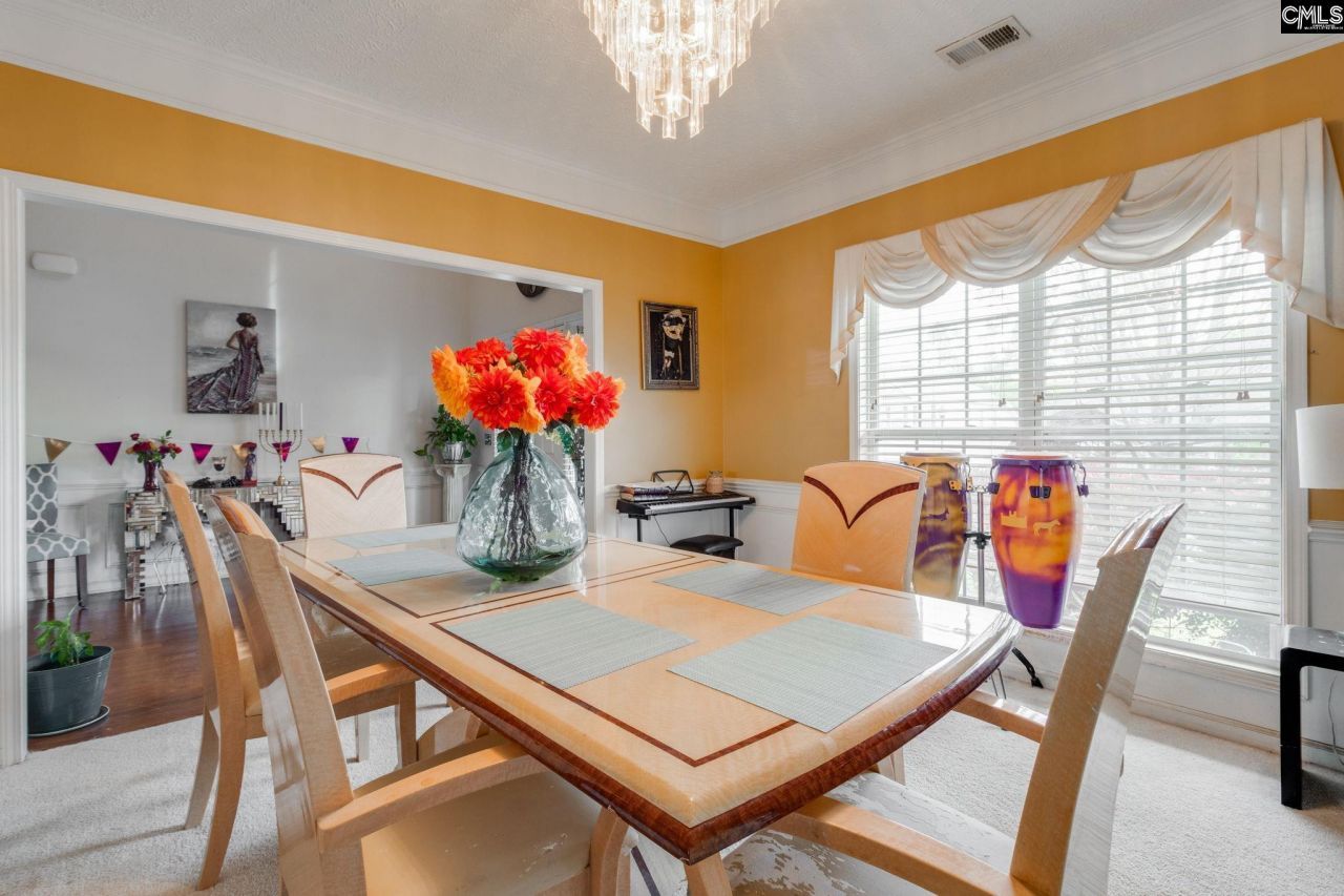 201 Brooksdale Drive Photo 7