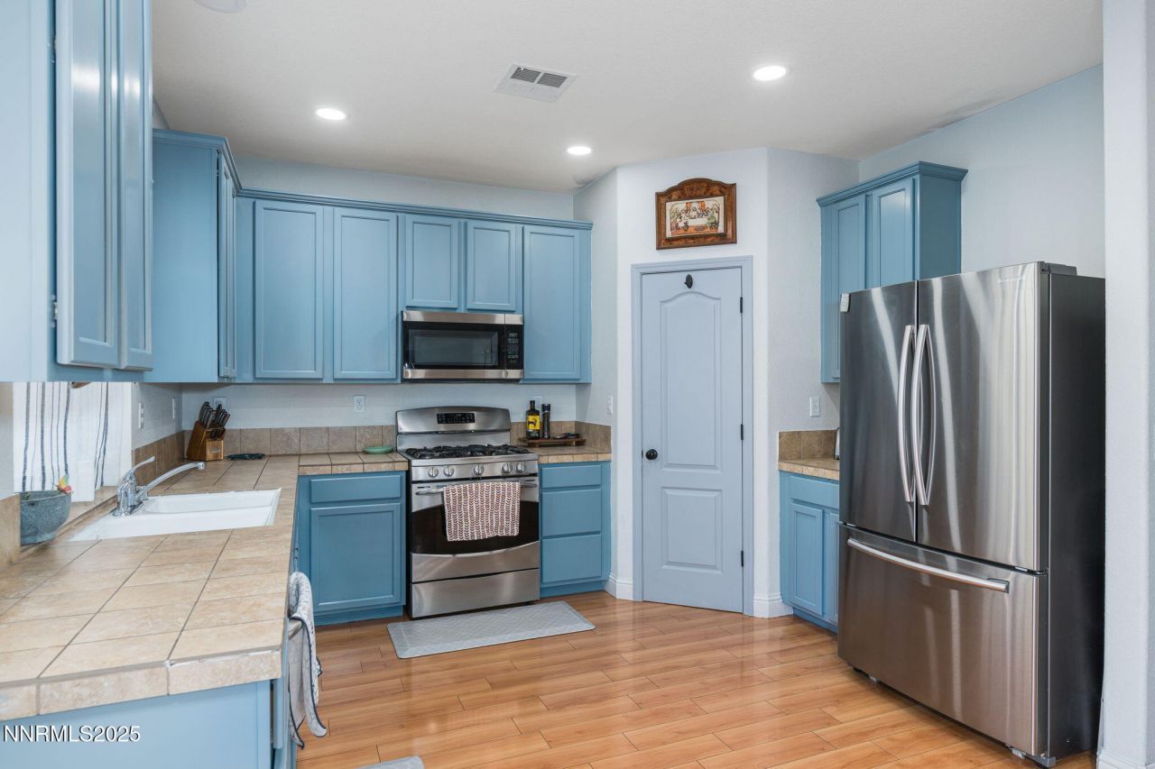 7220 Windswept Loop, Sparks, NV 89436 Photo