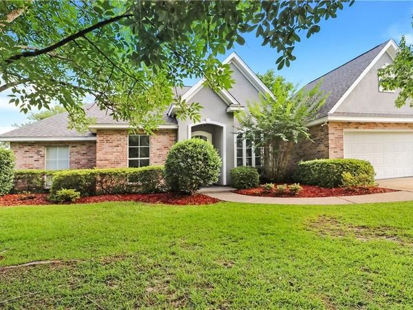 1022 FOREST RIDGE Loop, Pearl River, LA 70452