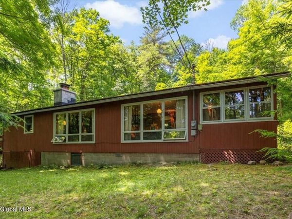 18 Woodcliff Acres, Chestertown, NY 12817