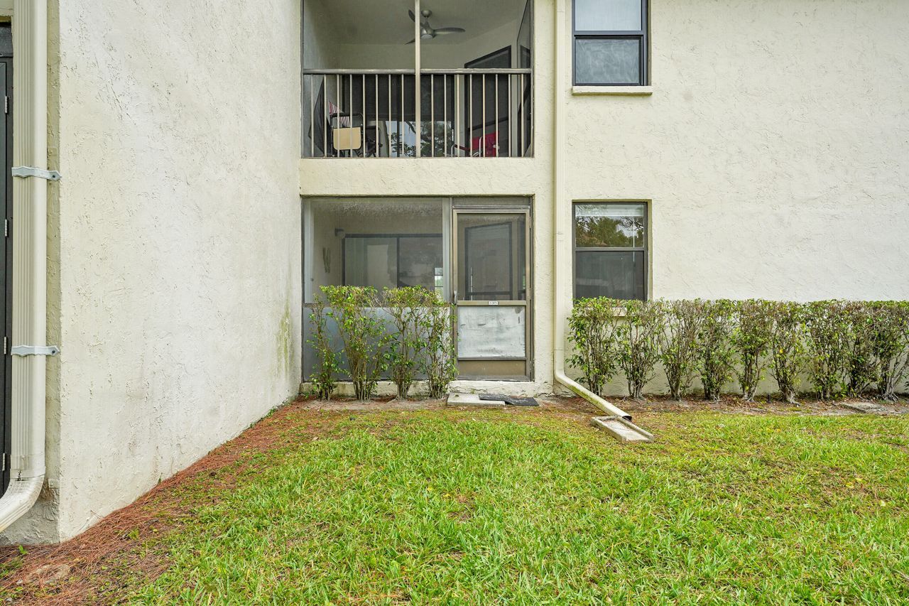3373 Lucerne Park Drive, Greenacres, FL 33467 Photo