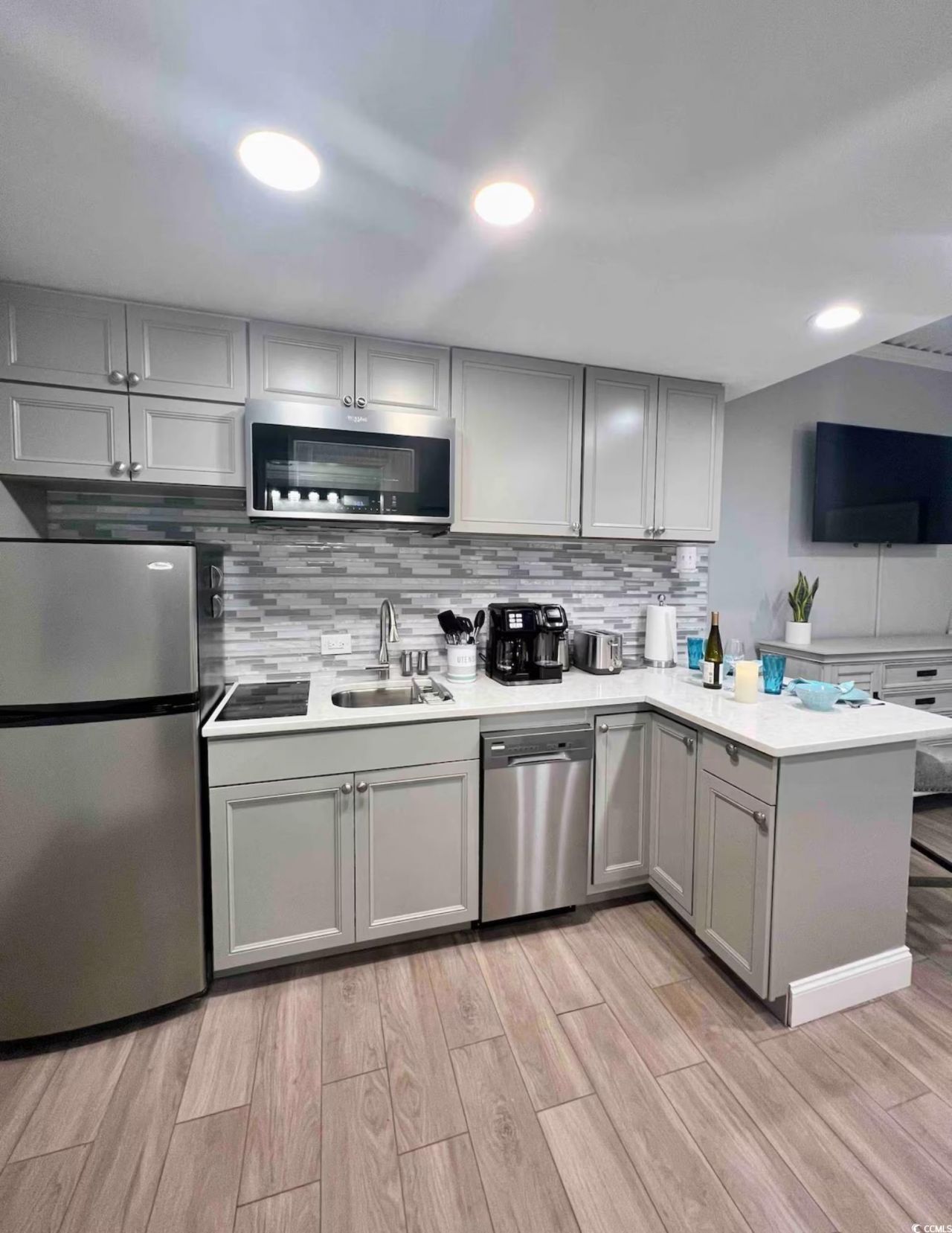 6803 N Ocean Blvd. N Photo 6