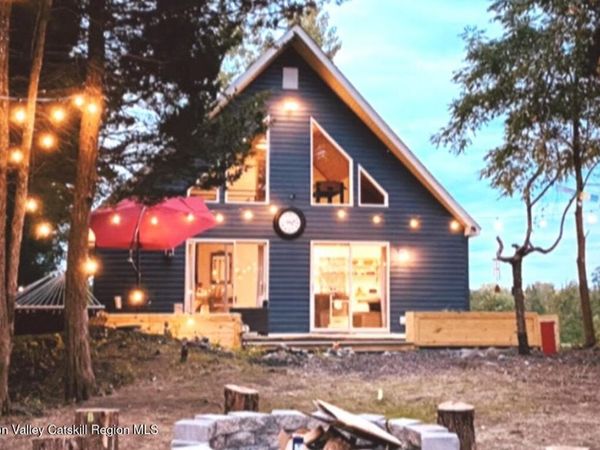 3205 Sleepy Hollow Road, Athens, NY 12015