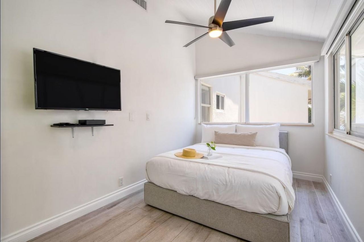 3350 NE 14th Court, Fort Lauderdale, FL 33304 Photo