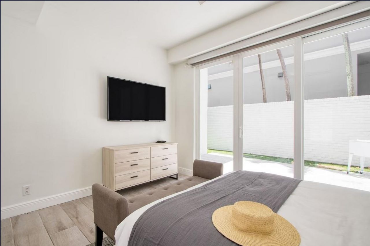 3350 NE 14th Court, Fort Lauderdale, FL 33304 Photo