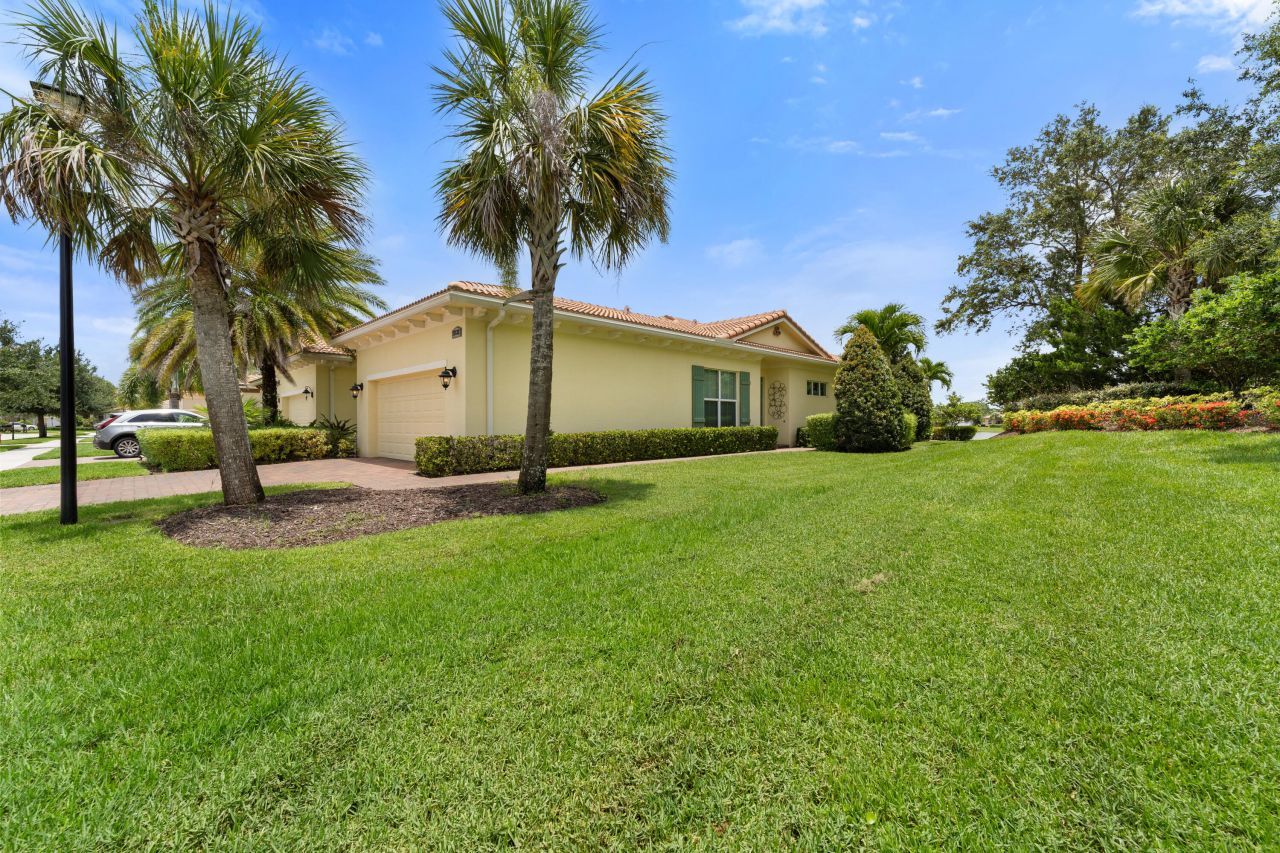 17132 SW Ambrose Way, Port Saint Lucie, FL 34987 Photo