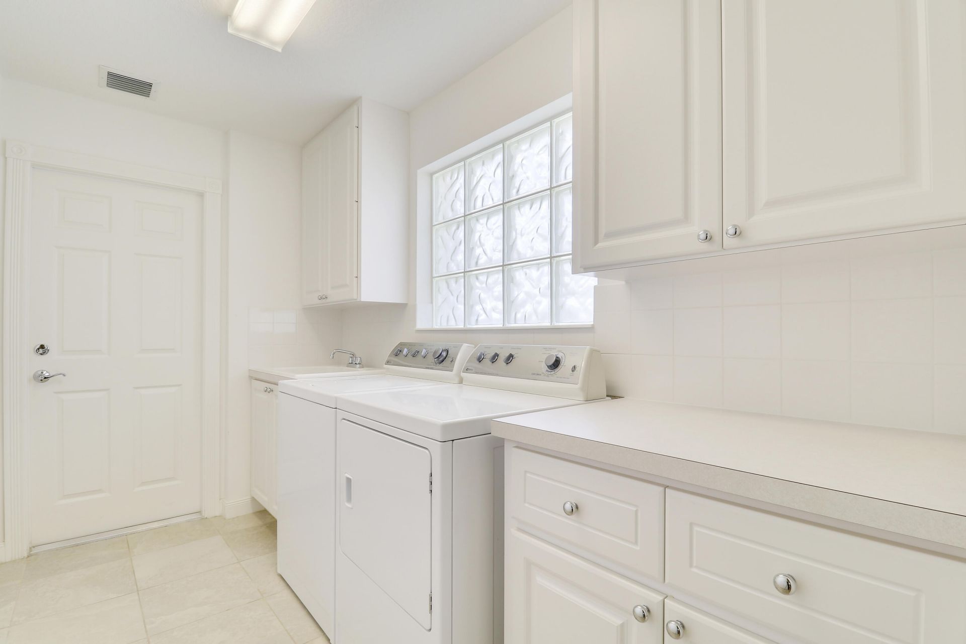 10628 SW Hartwick Drive, Port Saint Lucie, FL 34987 Photo