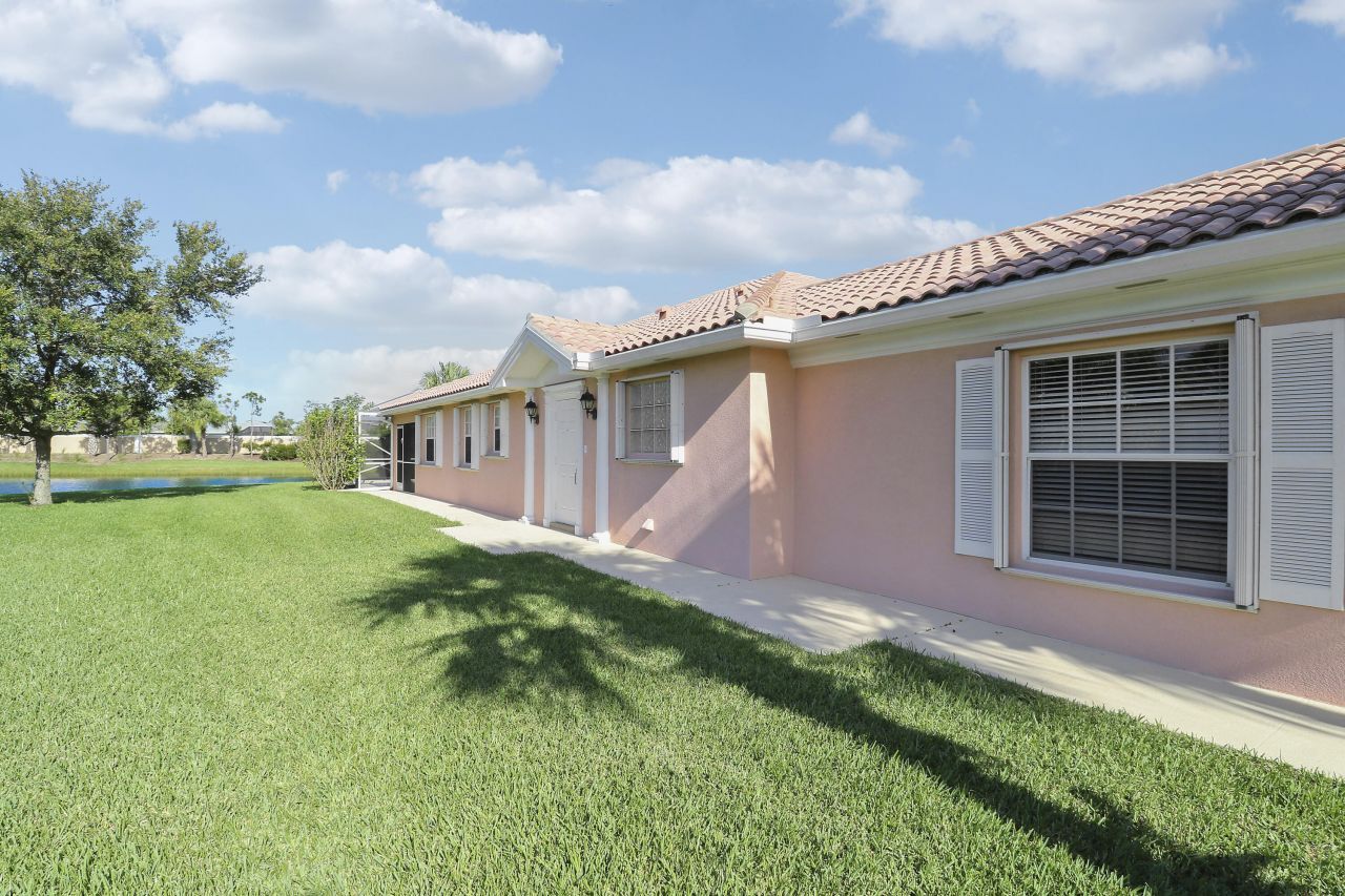 10628 SW Hartwick Drive, Port Saint Lucie, FL 34987 Photo