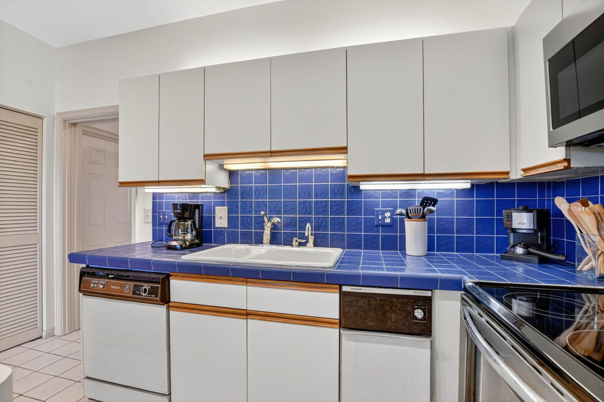 7623 Cinebar Drive, Unit 30u, Boca Raton, FL 33433 Photo