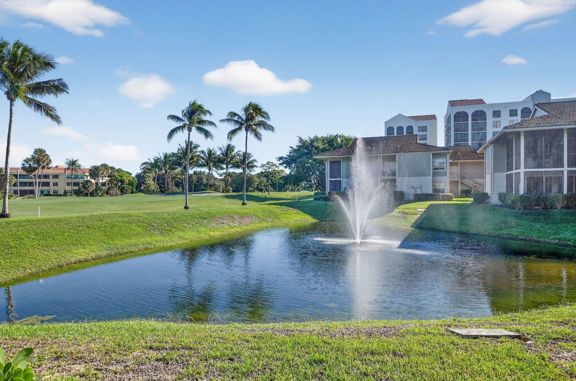 7623 Cinebar Drive, Unit 30u, Boca Raton, FL 33433 Photo