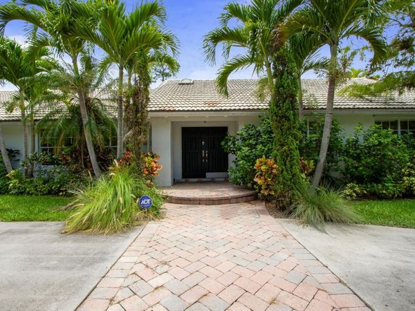 12327 Quercus Lane, Wellington, FL 33414