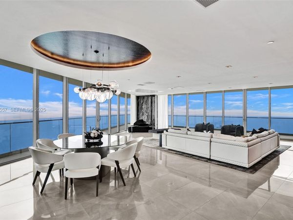 18975 Collins Ave, Unit 5000 + Cab, Sunny Isles Beach, FL 33160