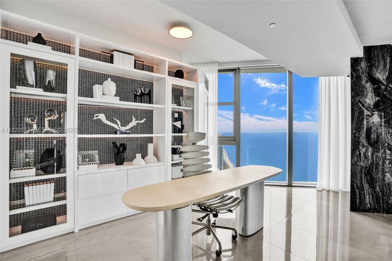 18975 Collins Ave, Unit 5000 + Cab, Sunny Isles Beach, FL 33160 Photo