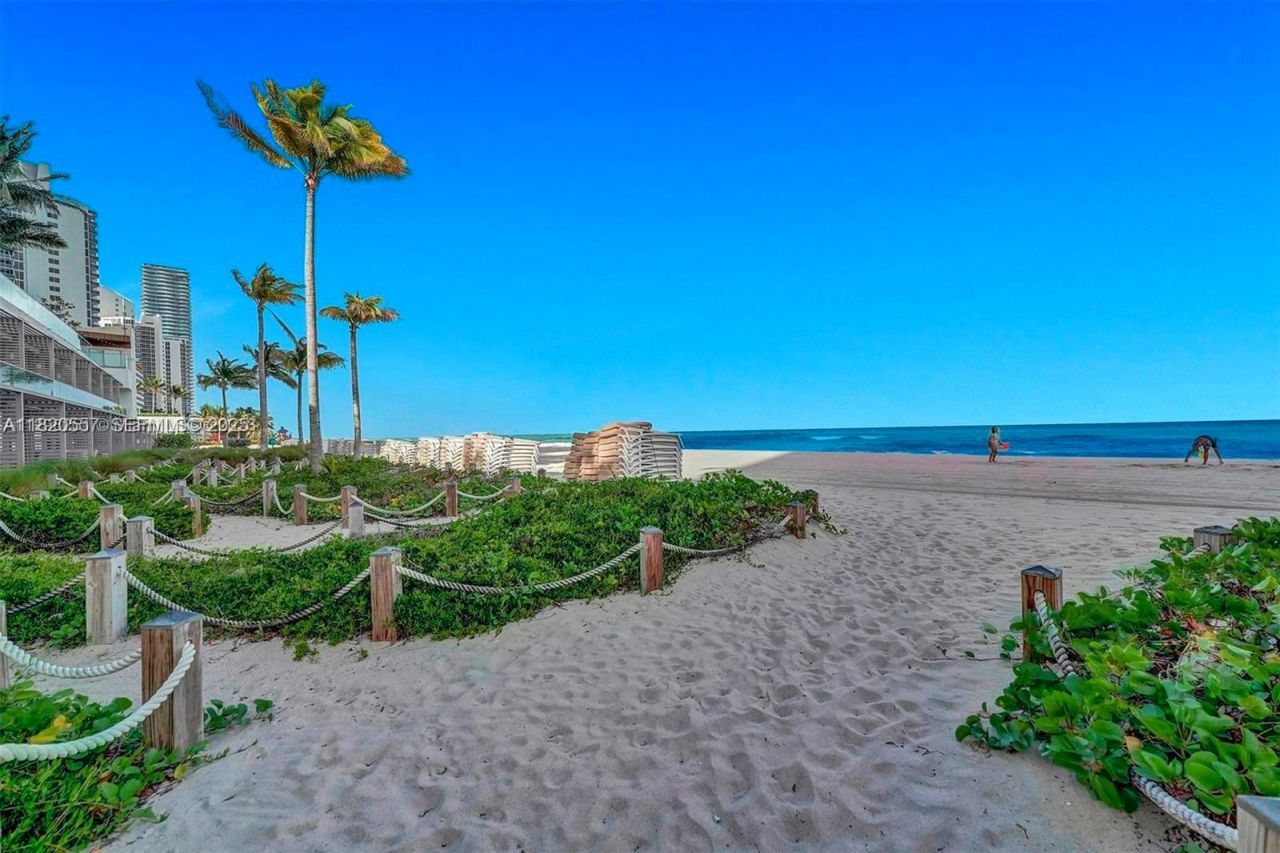 18975 Collins Ave, Unit 5000 + Cab, Sunny Isles Beach, FL 33160 Photo