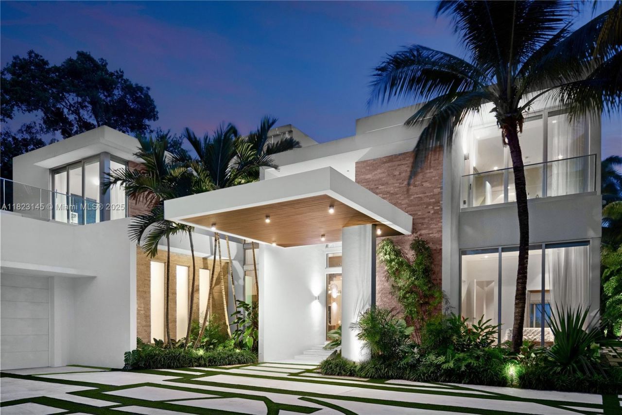 30 Palm Ave, Miami Beach, FL 33139 Photo