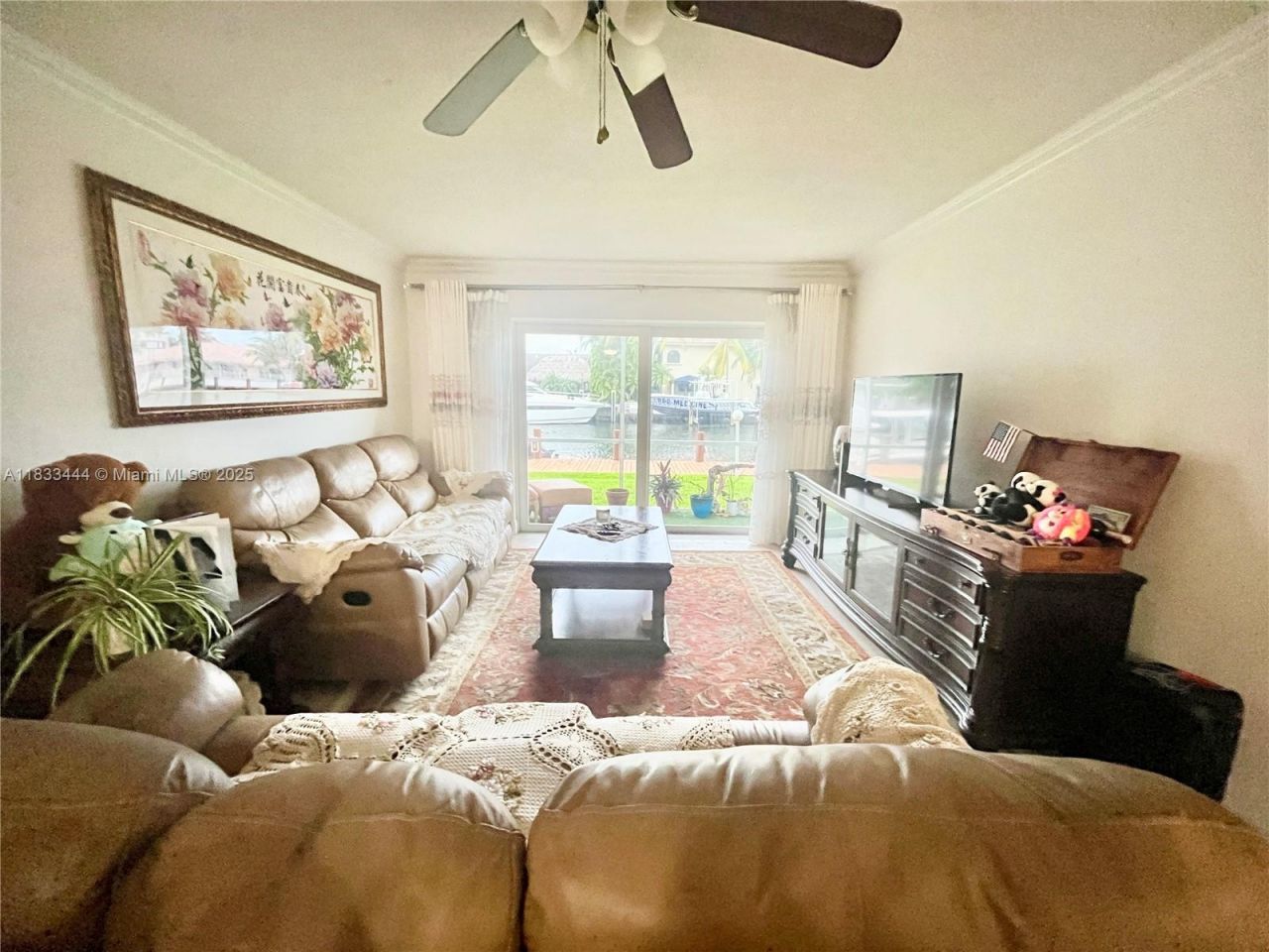 2841 NE 33rd Ct, Unit 104, Fort Lauderdale, FL 33306 Photo